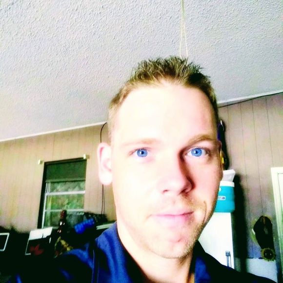 Meet your Posher, Mitchell - Picture 1 of 1